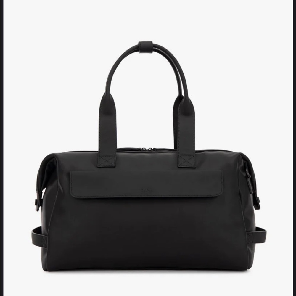 Calpak Hue Laptop Duffel Weekender Bag. In black. Used once.